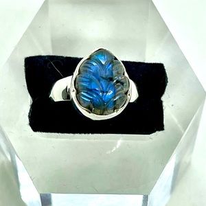 Carved Malagasy Labradorite 925 Ring